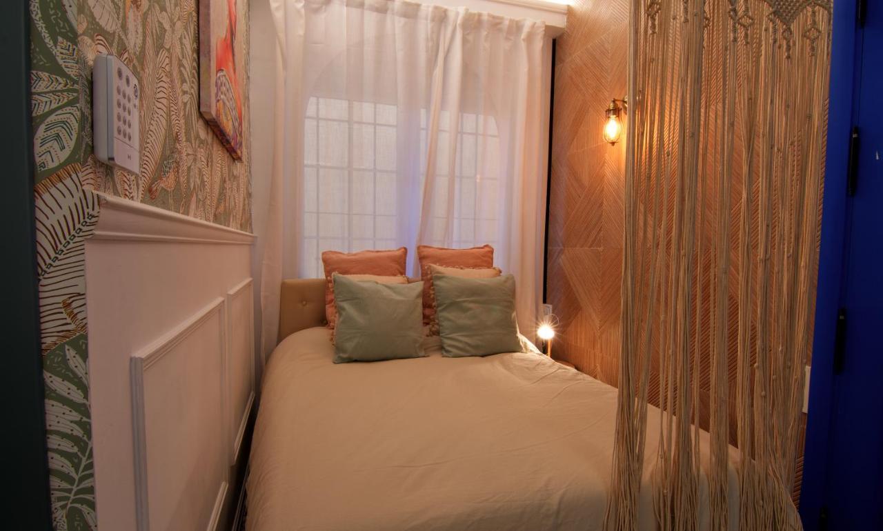 Mara'S Apartments Torremolinos La Mar - Beachfront Tiny House - Bajondillo Extérieur photo