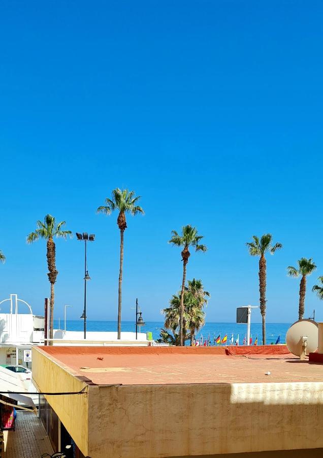Mara'S Apartments Torremolinos La Mar - Beachfront Tiny House - Bajondillo Extérieur photo